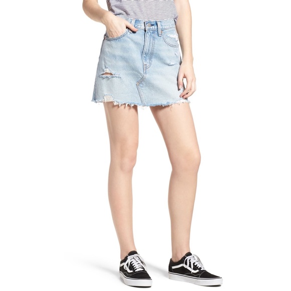 Levi’s Deconstructed Light Blue Denim Skirt 27 - Picture 2 of 8